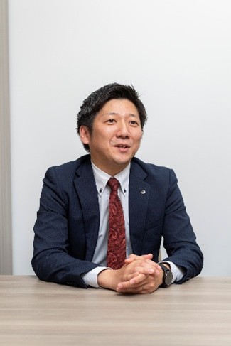 Manabu Egashira, Assistant Manager, Section 2, Legal Department
