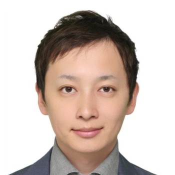 勝倉雄太